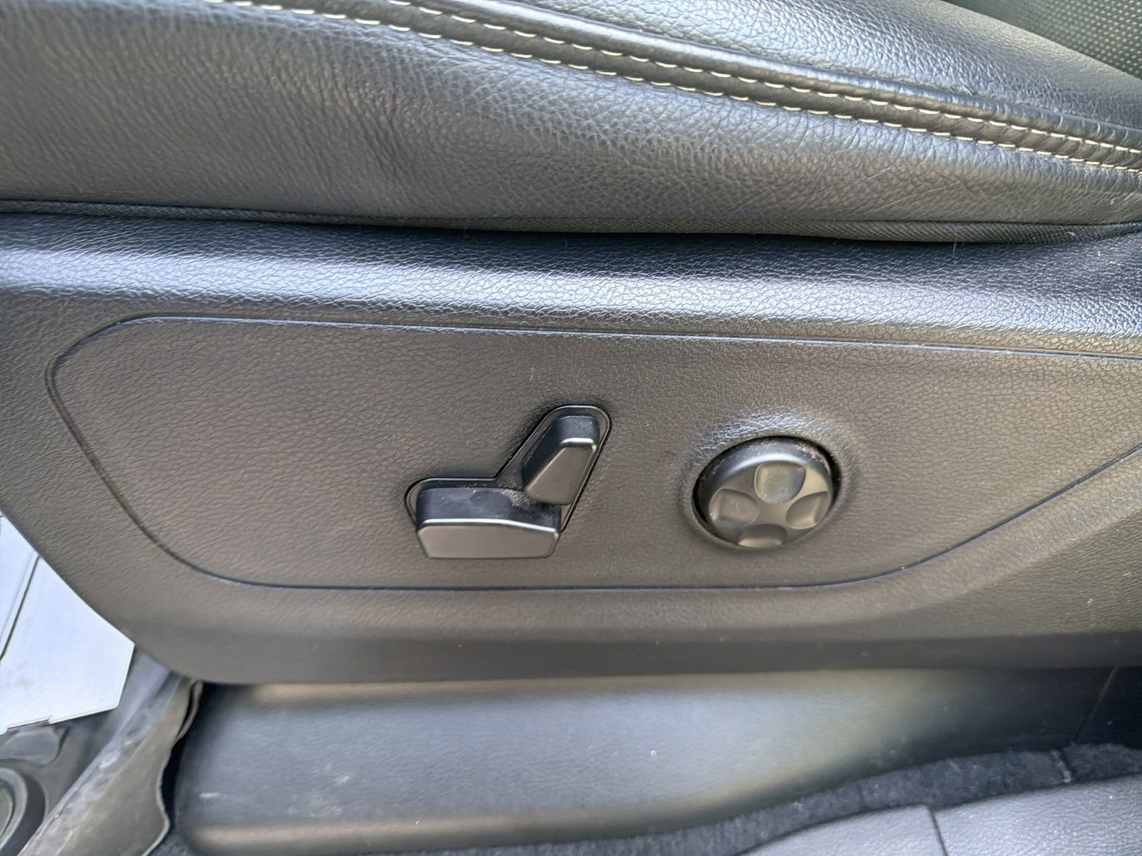2025 RAM 1500 RHO