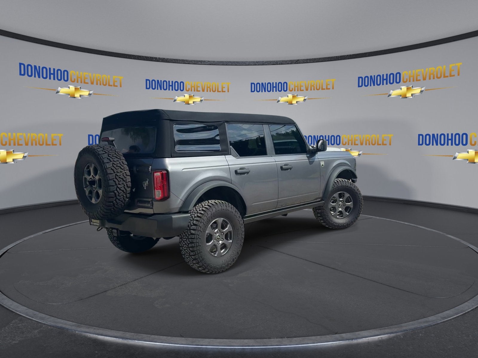 2023 Ford Bronco Base