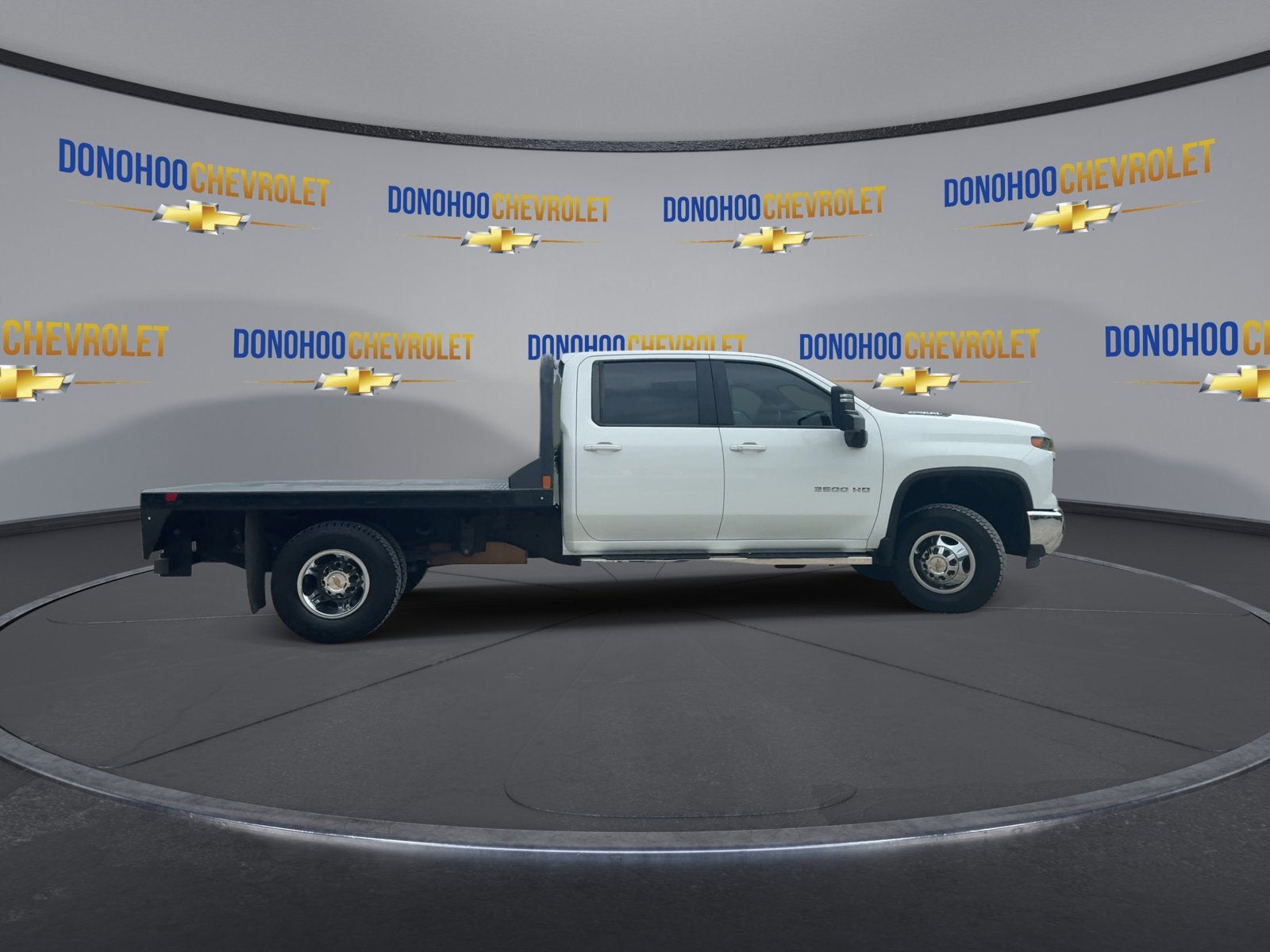 2024 Chevrolet Silverado 3500 HD Chassis Cab LT
