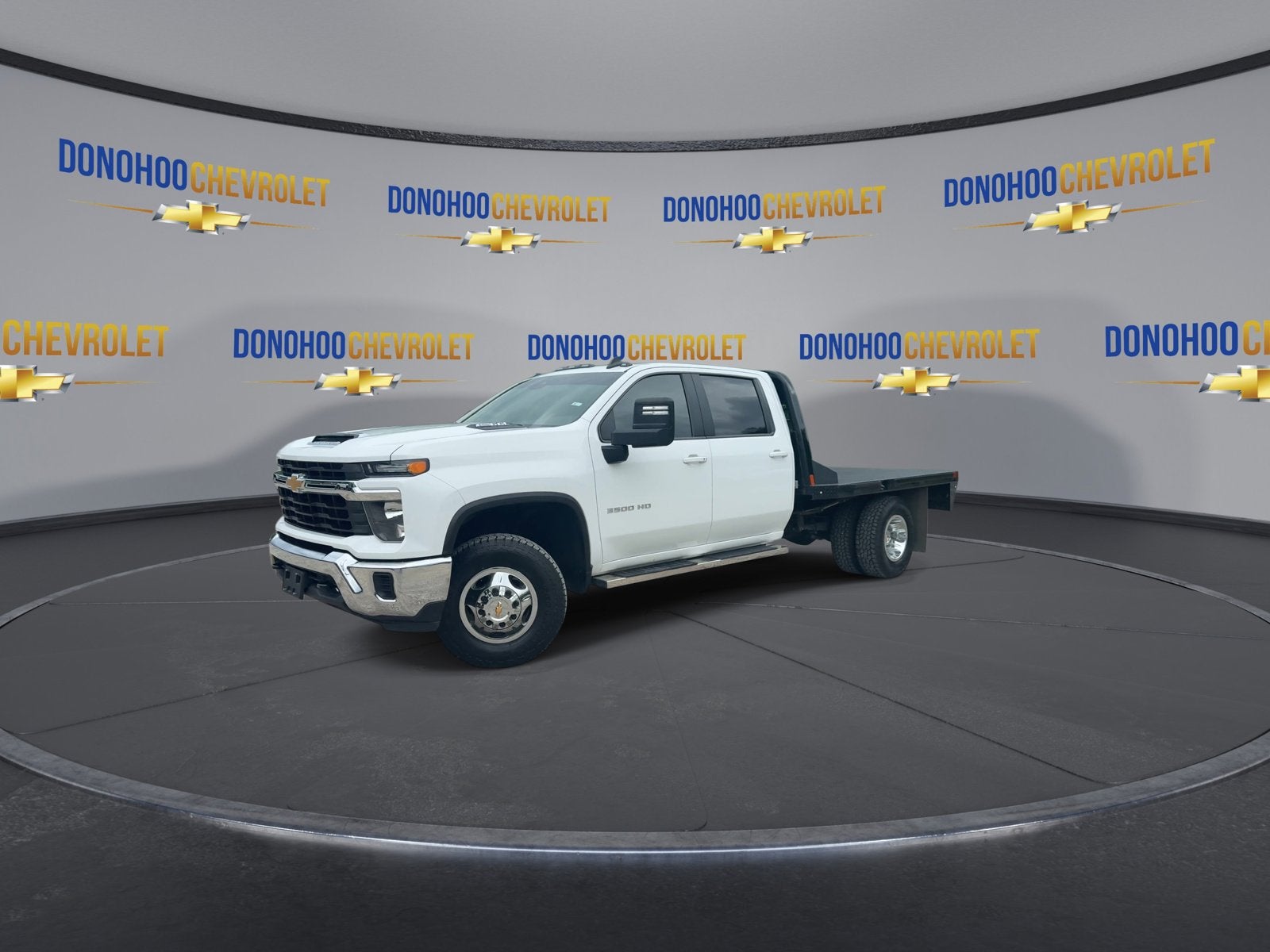 2024 Chevrolet Silverado 3500 HD Chassis Cab LT