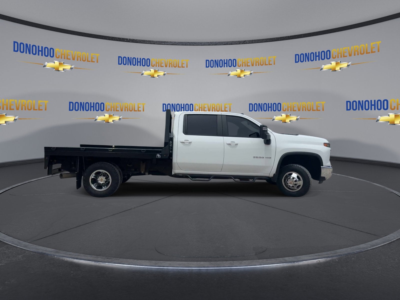 2024 Chevrolet Silverado 3500 HD Chassis Cab LT