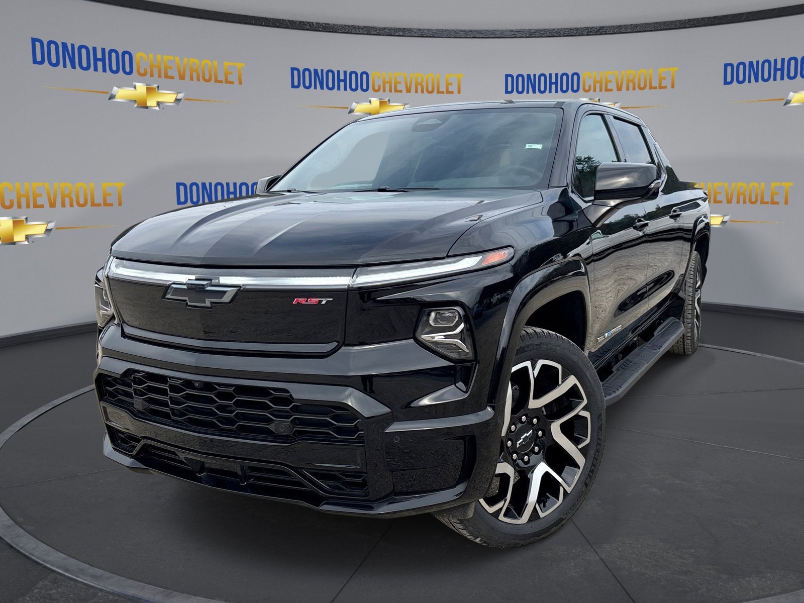 2024 Chevrolet Silverado EV RST