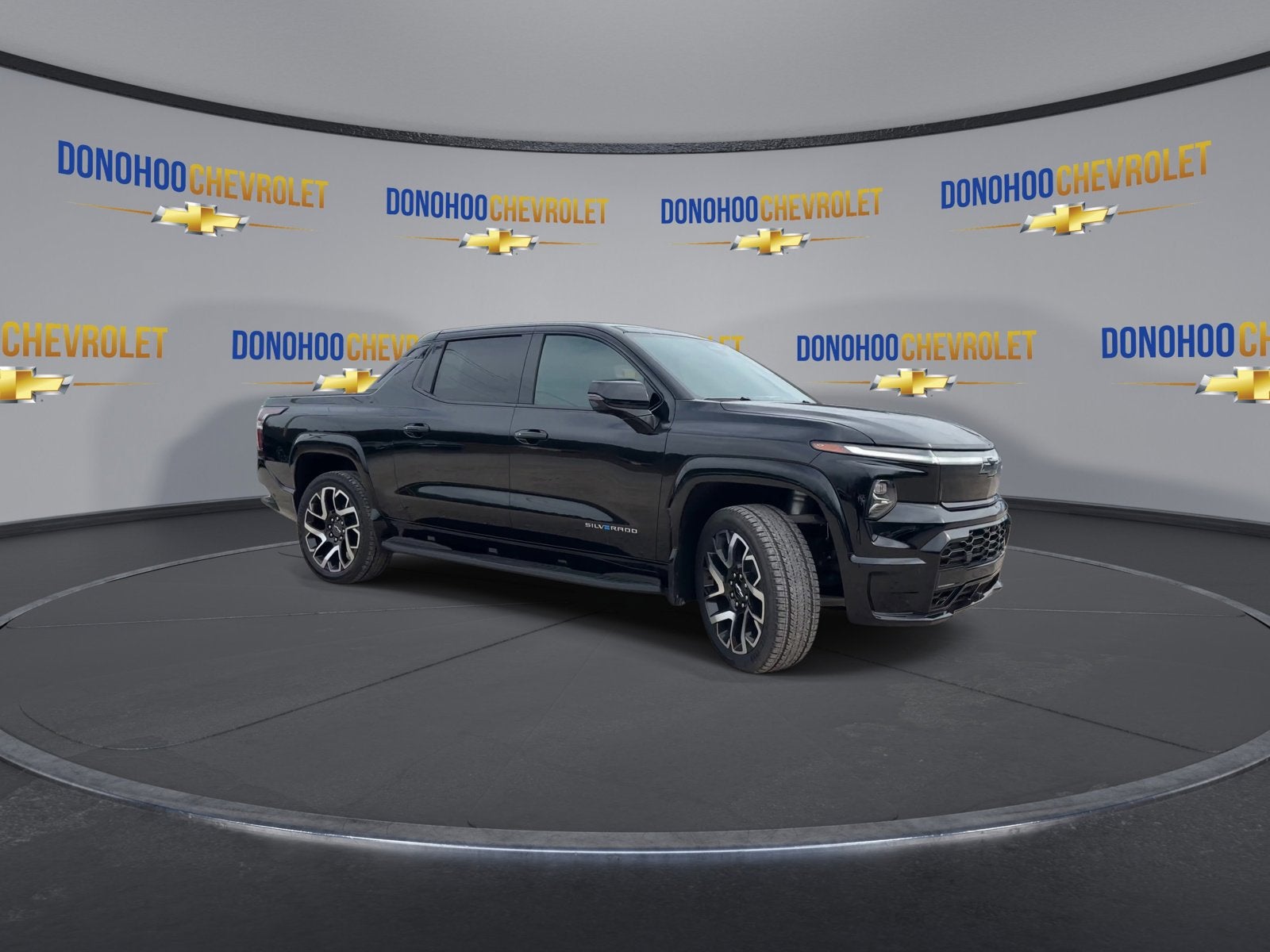 2024 Chevrolet Silverado EV RST