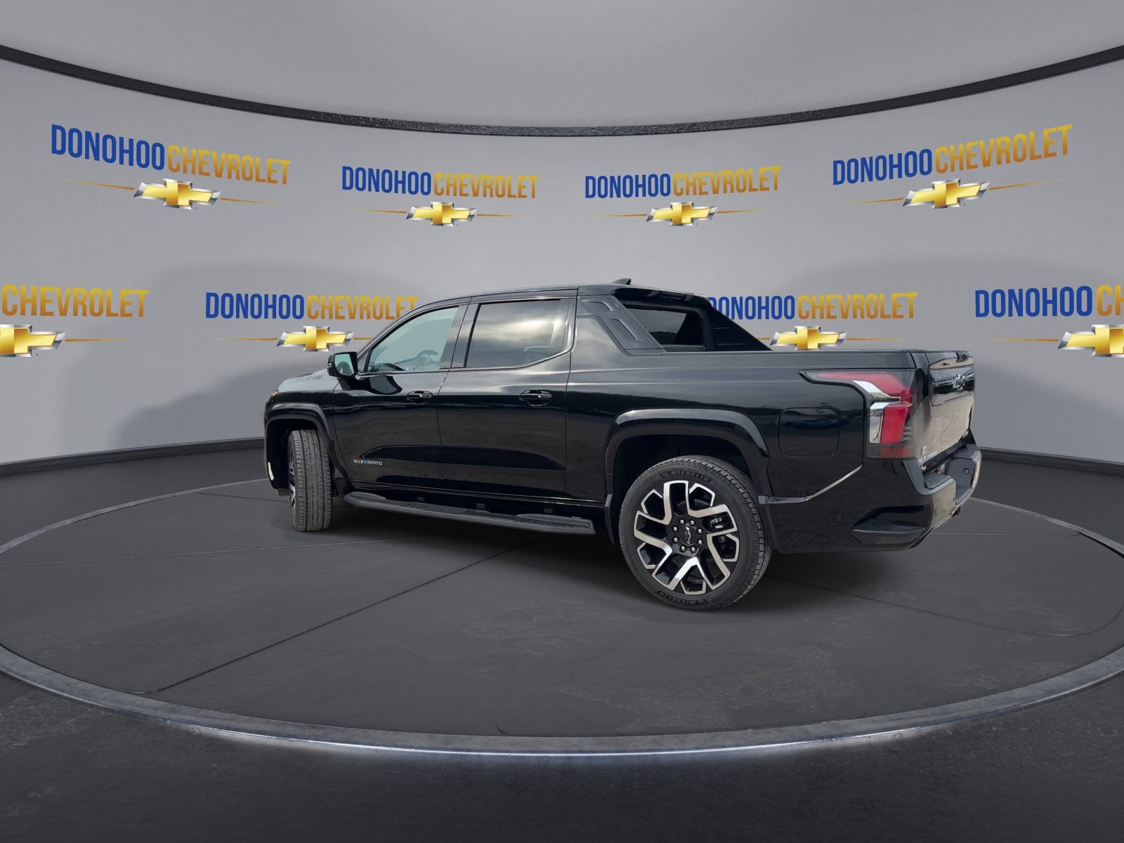 2024 Chevrolet Silverado EV RST