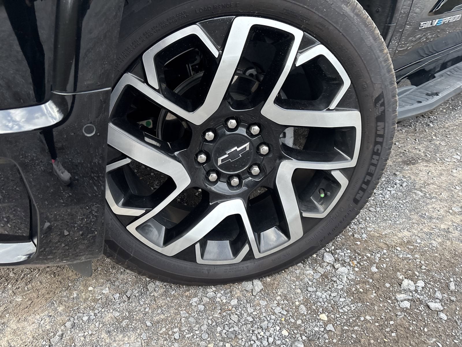 2024 Chevrolet Silverado EV RST