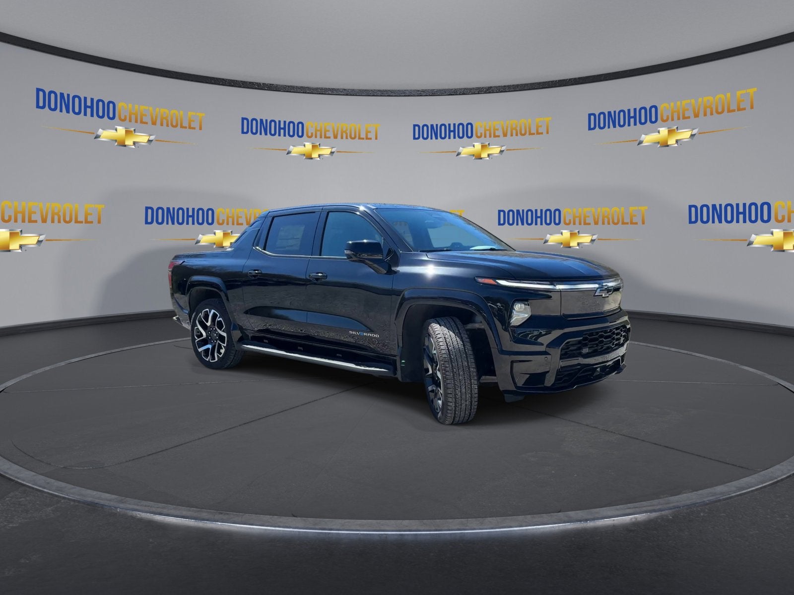 2024 Chevrolet Silverado EV RST