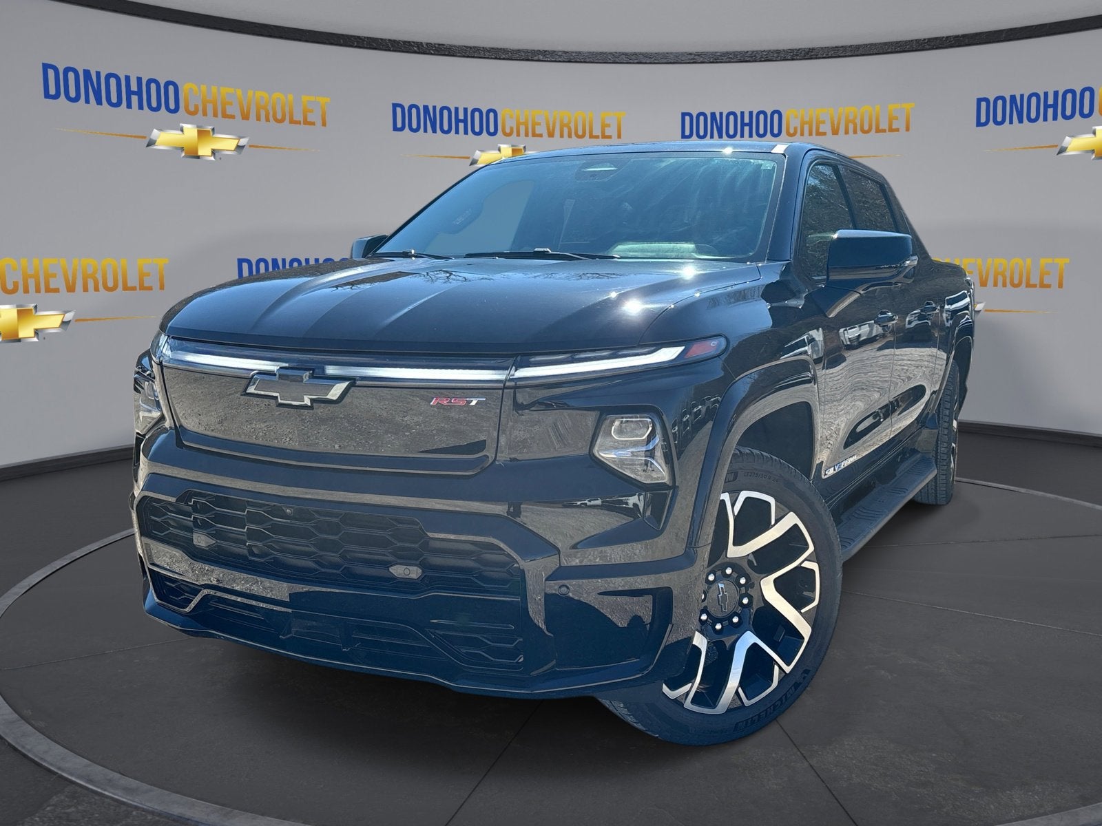 2024 Chevrolet Silverado EV RST