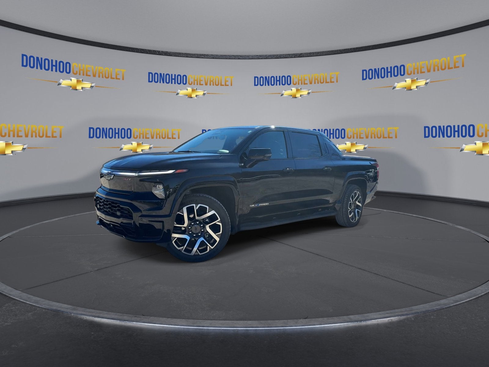 2024 Chevrolet Silverado EV RST