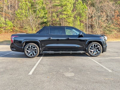 2024 Chevrolet Silverado EV RST