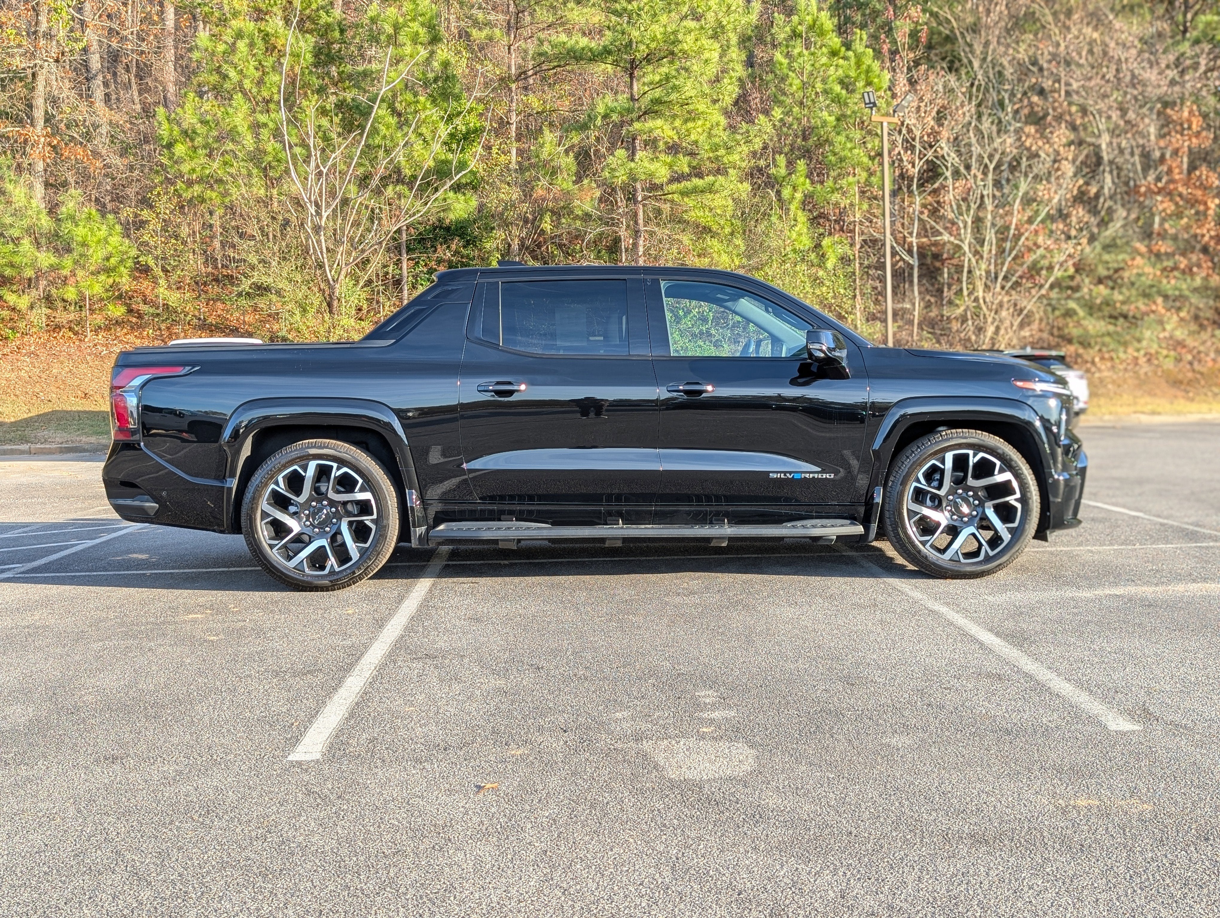 2024 Chevrolet Silverado EV RST