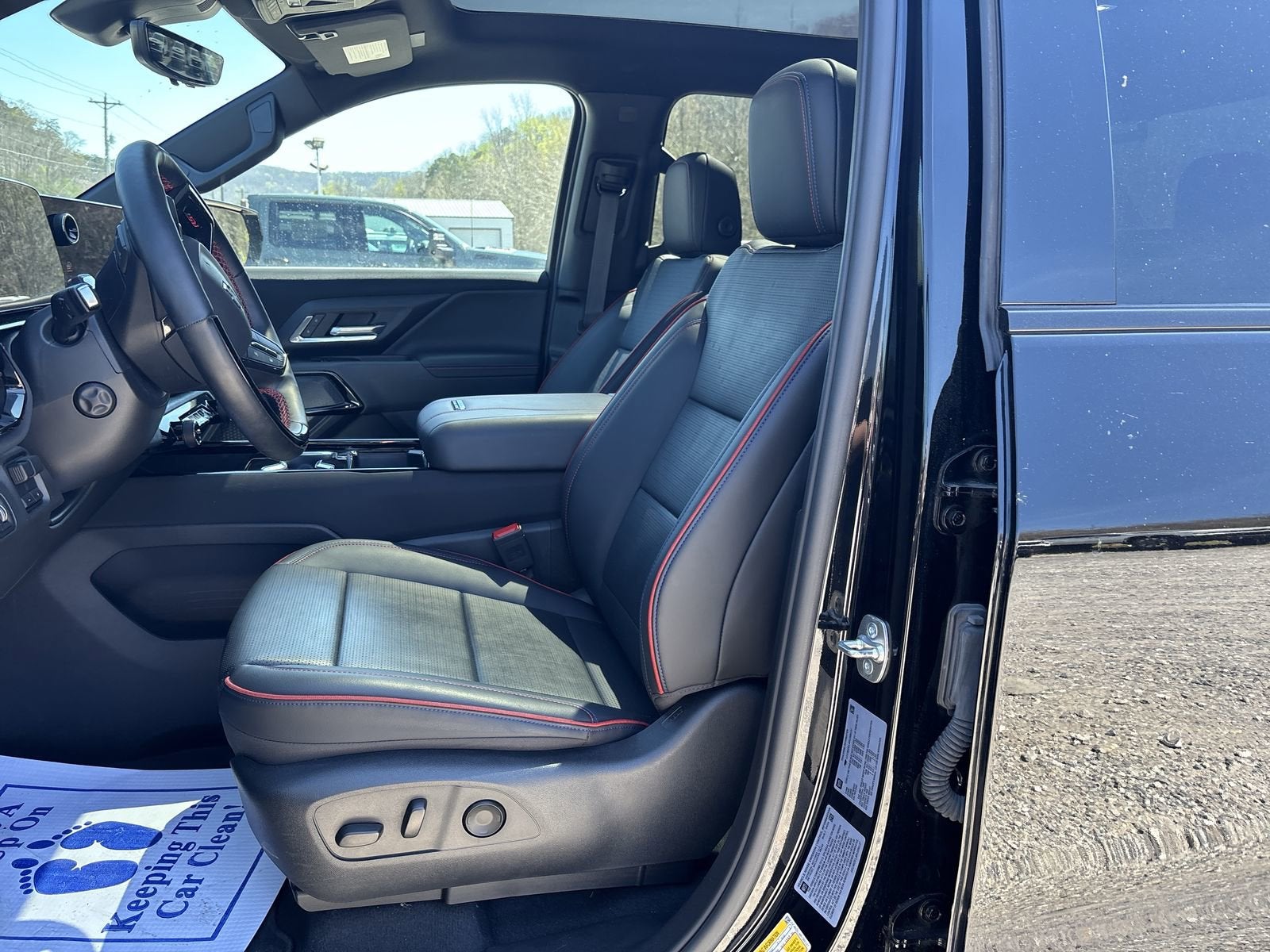 2024 Chevrolet Silverado EV RST