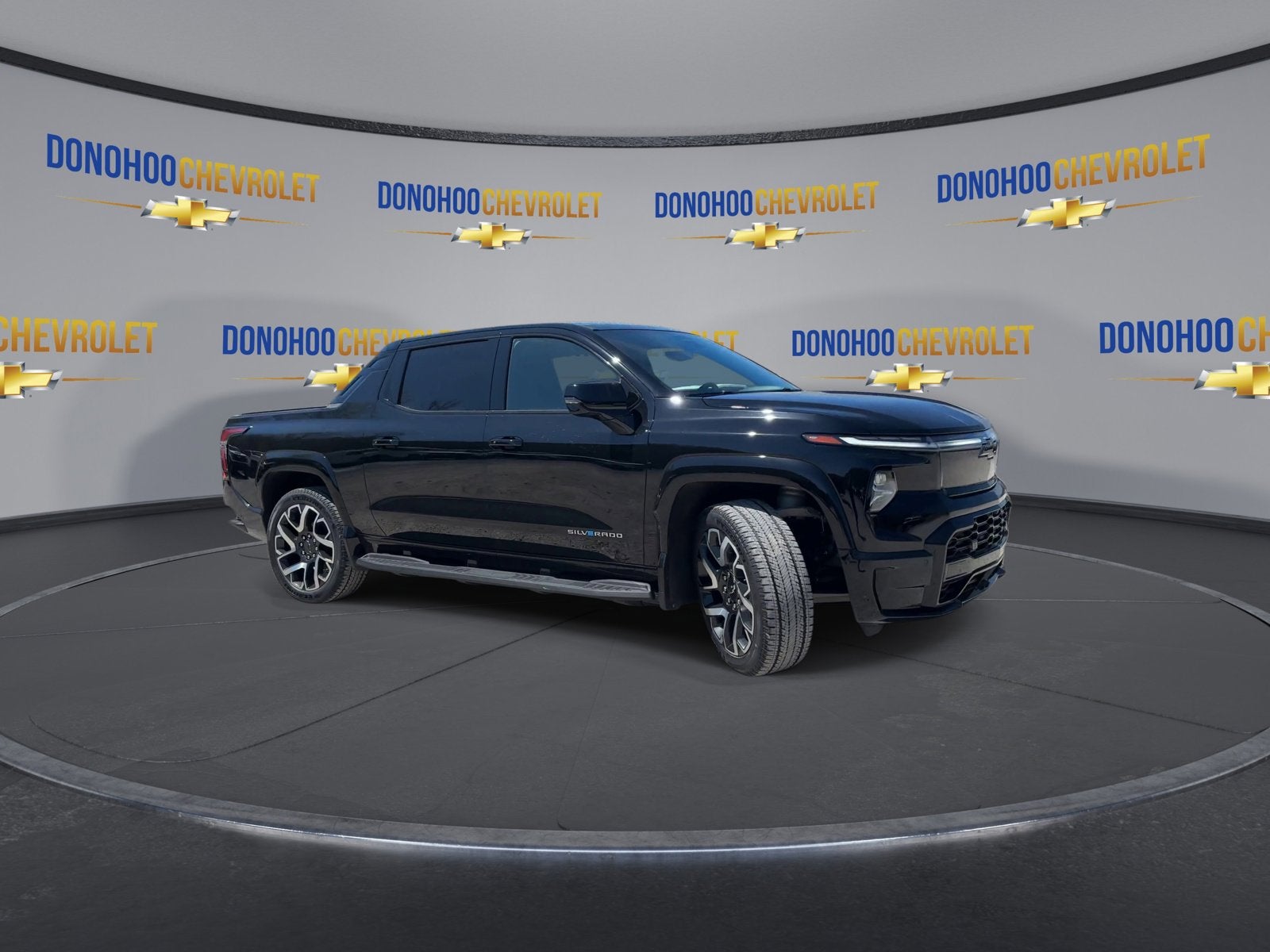 2024 Chevrolet Silverado EV RST