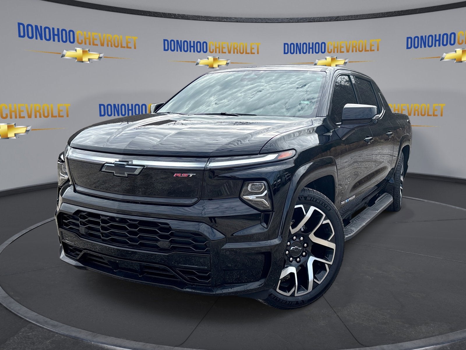 2024 Chevrolet Silverado EV RST