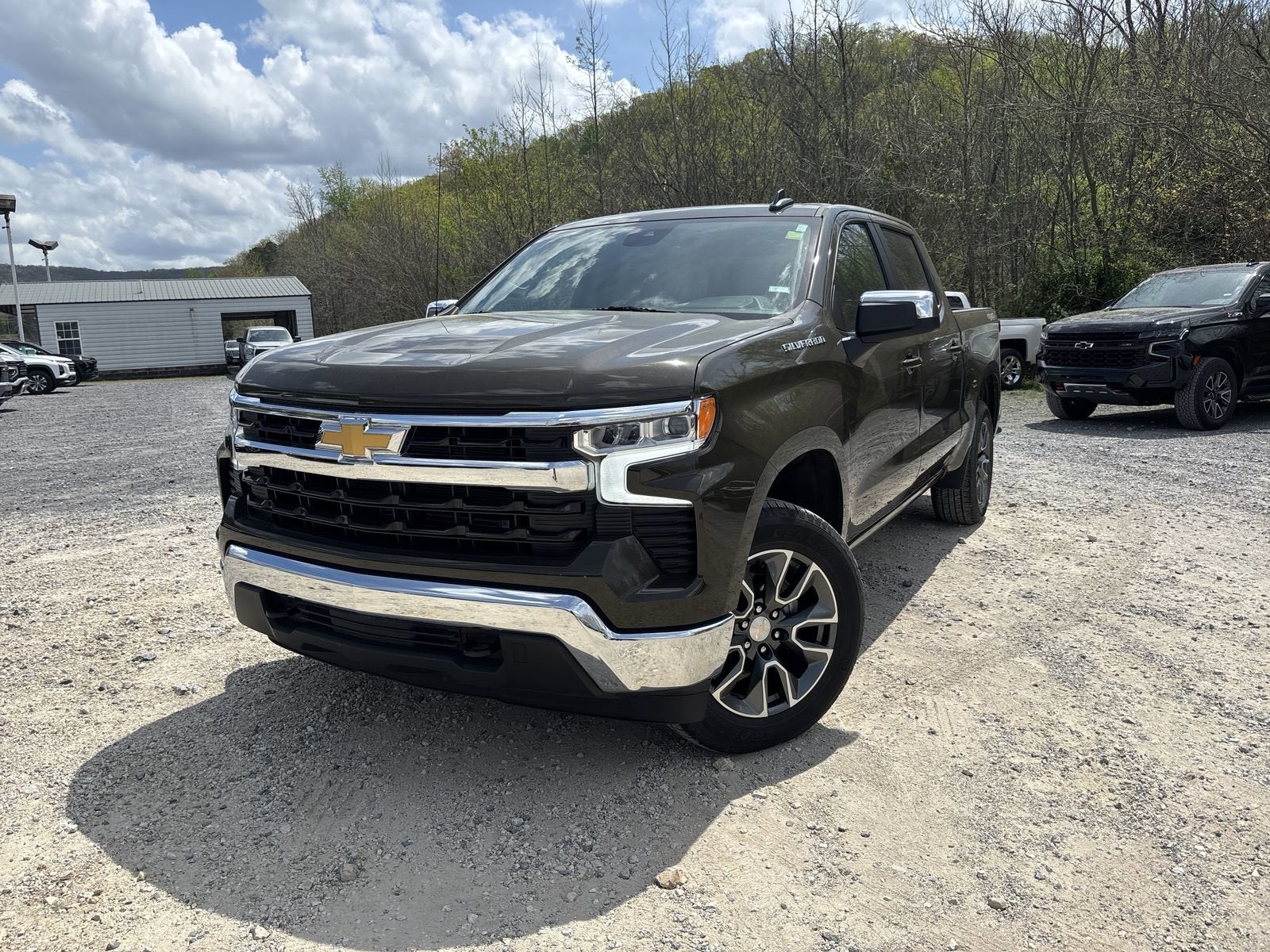 2023 Chevrolet Silverado 1500 LT (2FL)