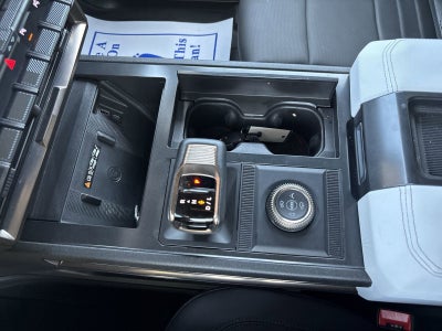 2024 GMC HUMMER EV SUV 2X