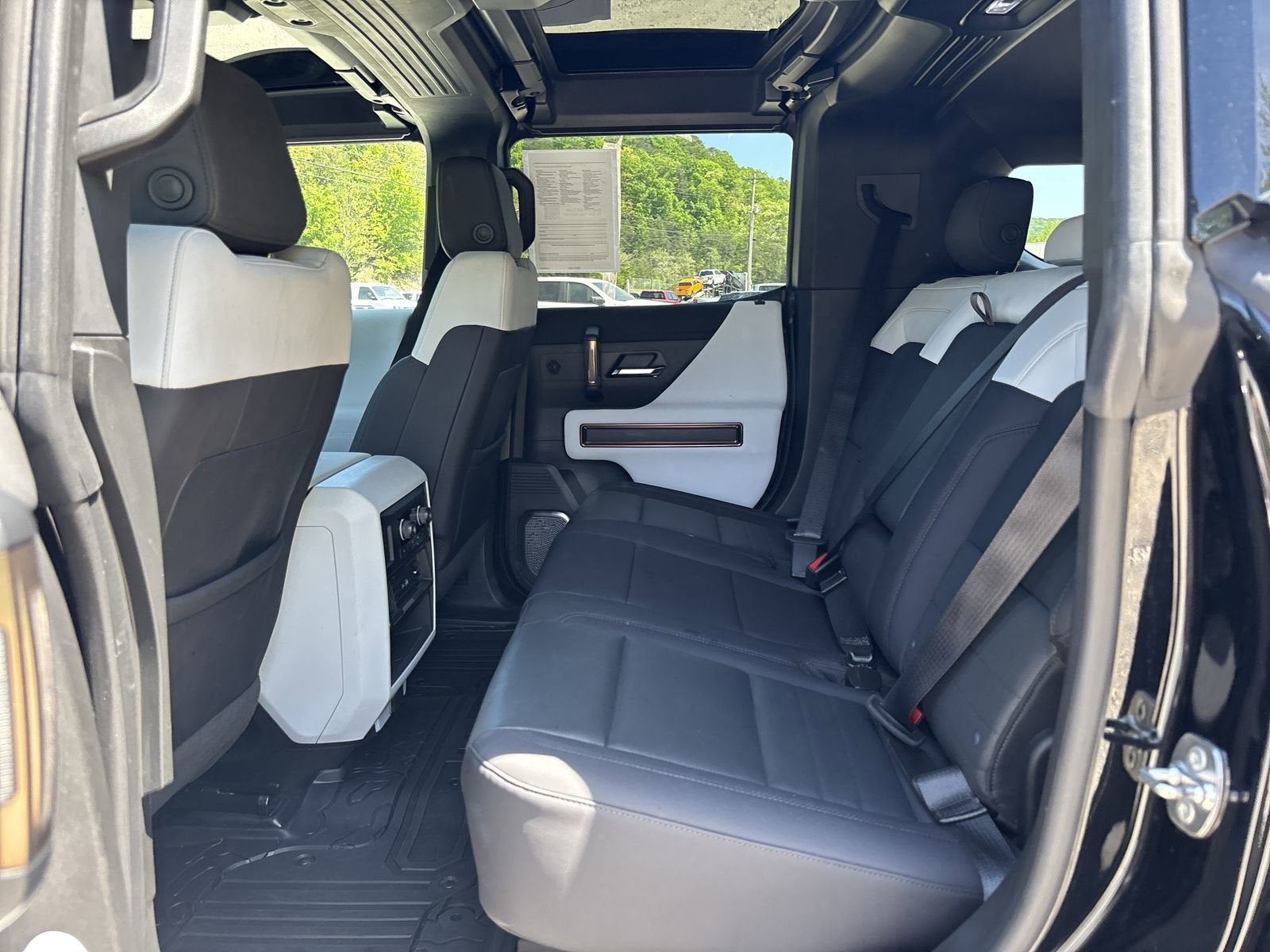 2024 GMC HUMMER EV SUV 2X