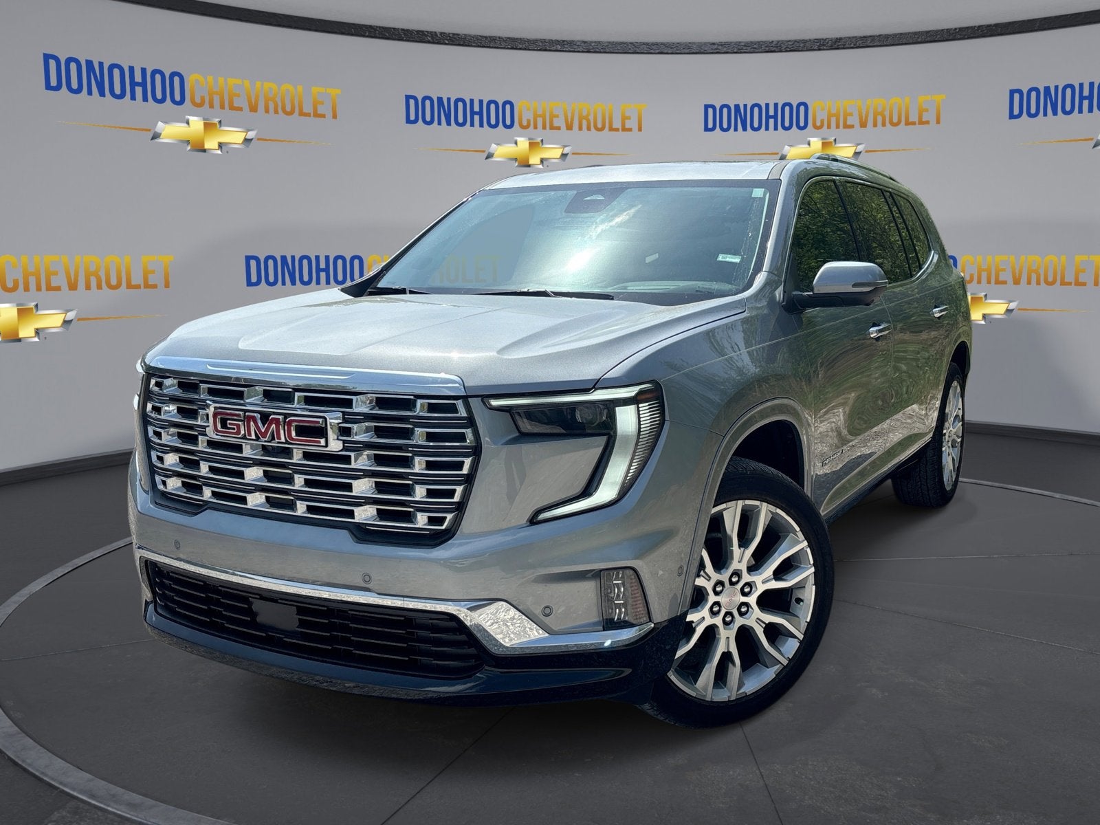 2024 GMC Acadia Denali