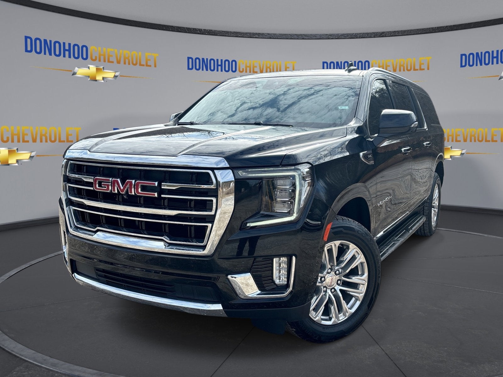 2023 GMC Yukon XL SLT