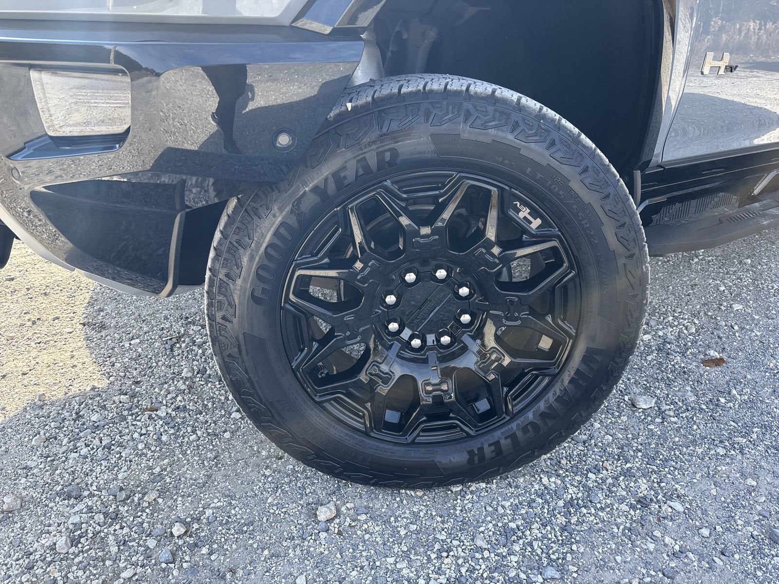 2025 GMC HUMMER EV SUV 2X