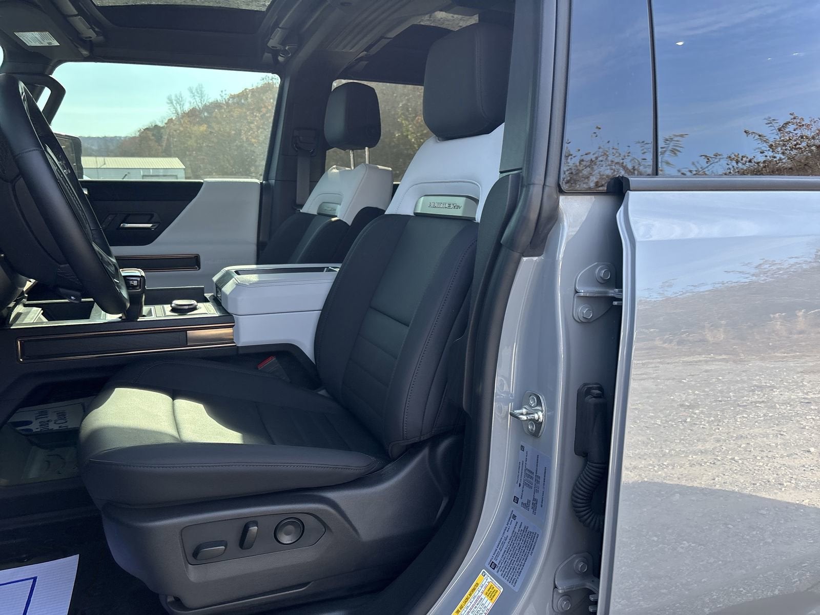 2025 GMC HUMMER EV SUV 2X