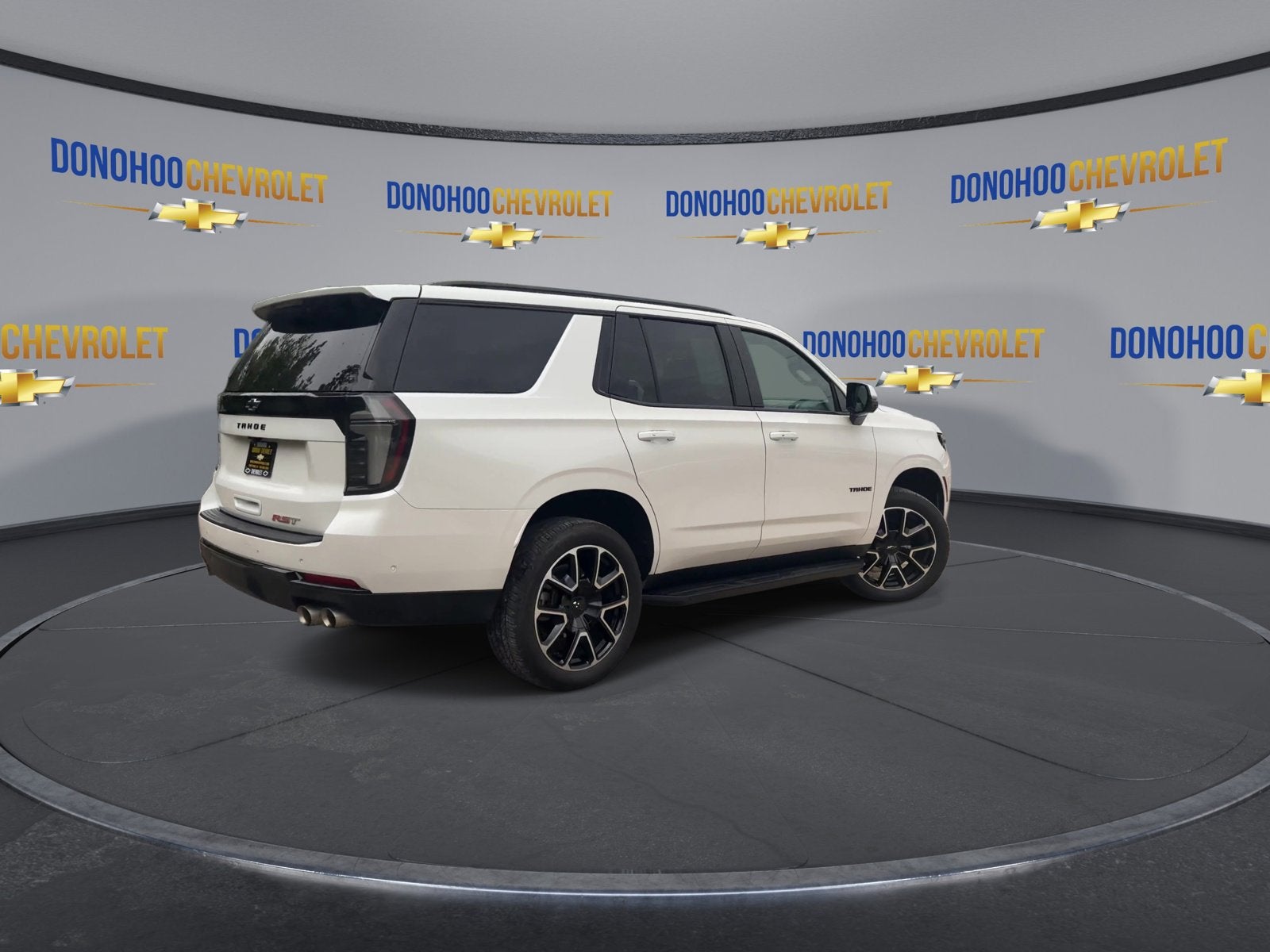 2025 Chevrolet Tahoe RST