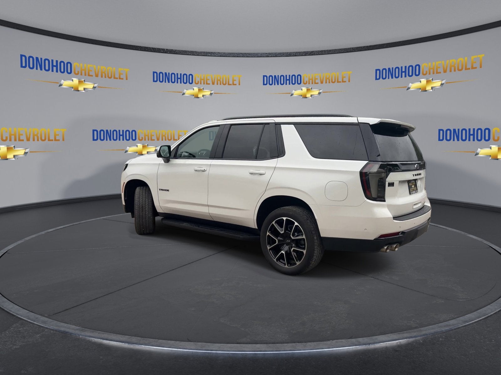 2025 Chevrolet Tahoe RST