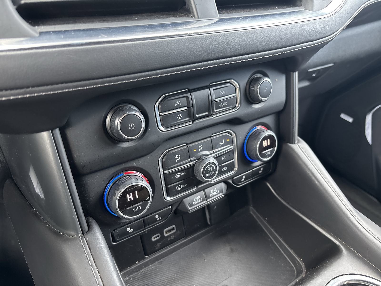 2023 Chevrolet Suburban Z71