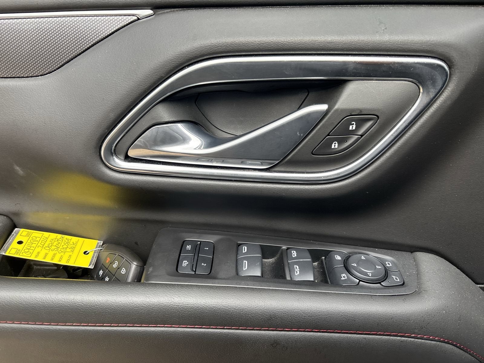 2024 Chevrolet Suburban RST