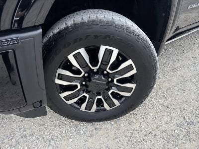 2025 GMC Sierra 3500 HD Denali Ultimate