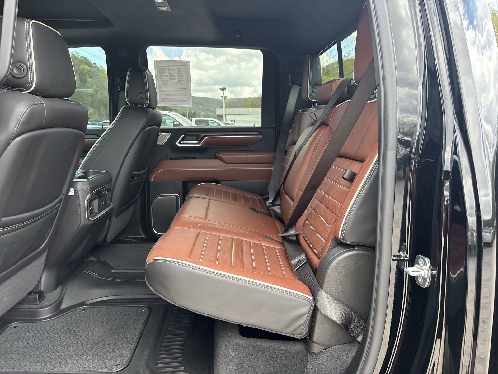 2025 GMC Sierra 3500 HD Denali Ultimate