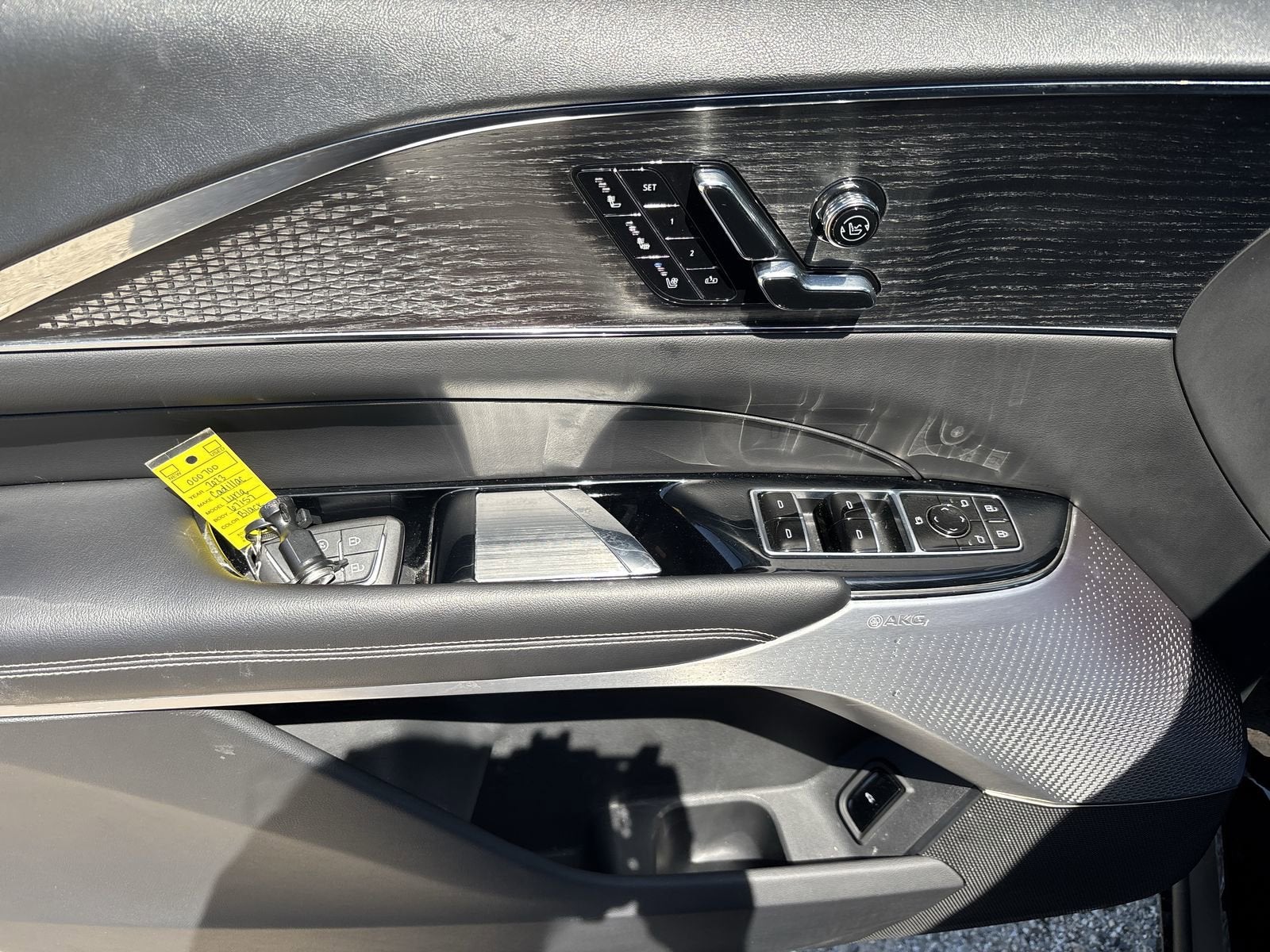 2023 Cadillac LYRIQ Luxury