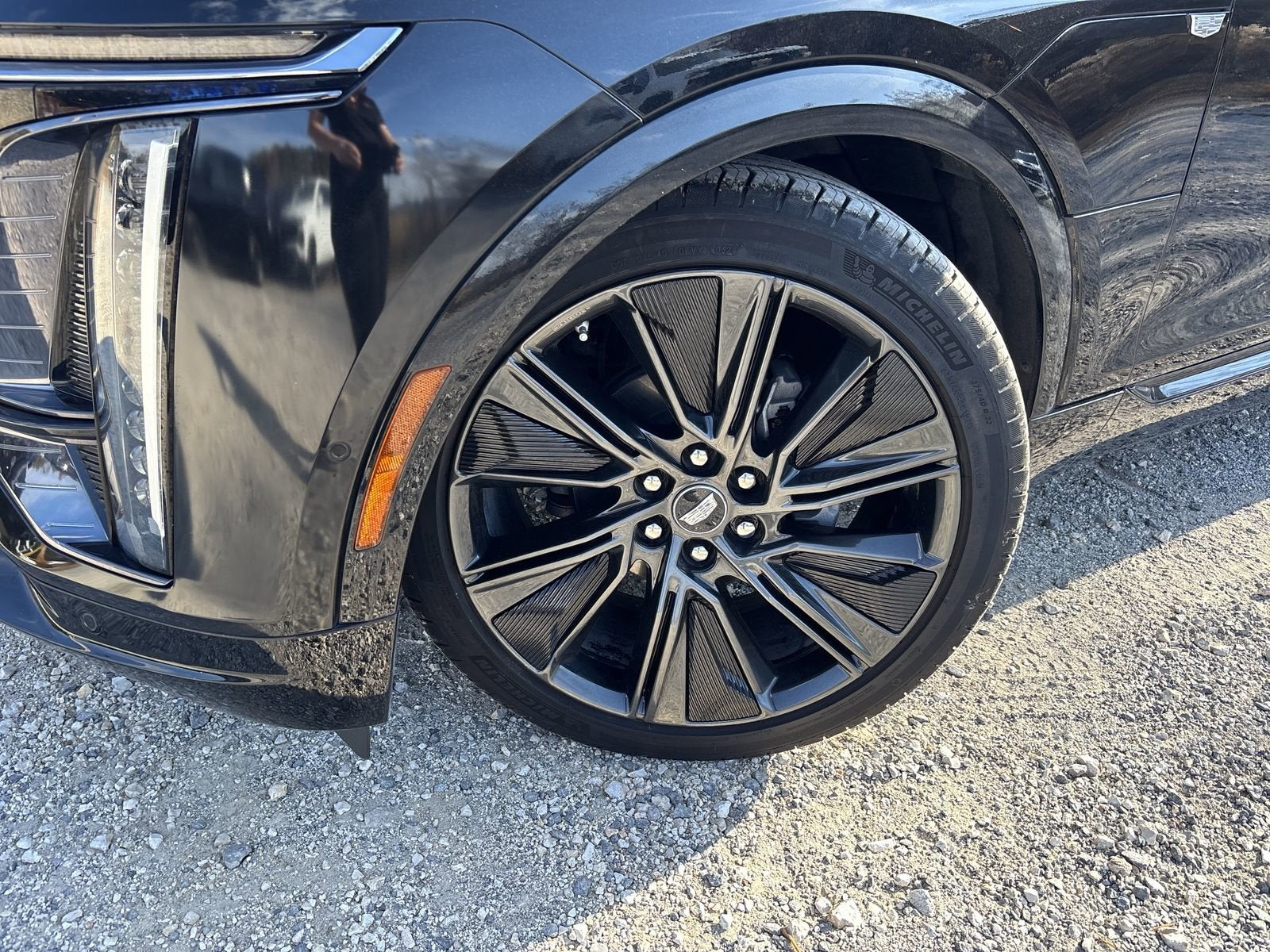 2024 Cadillac LYRIQ Sport 3