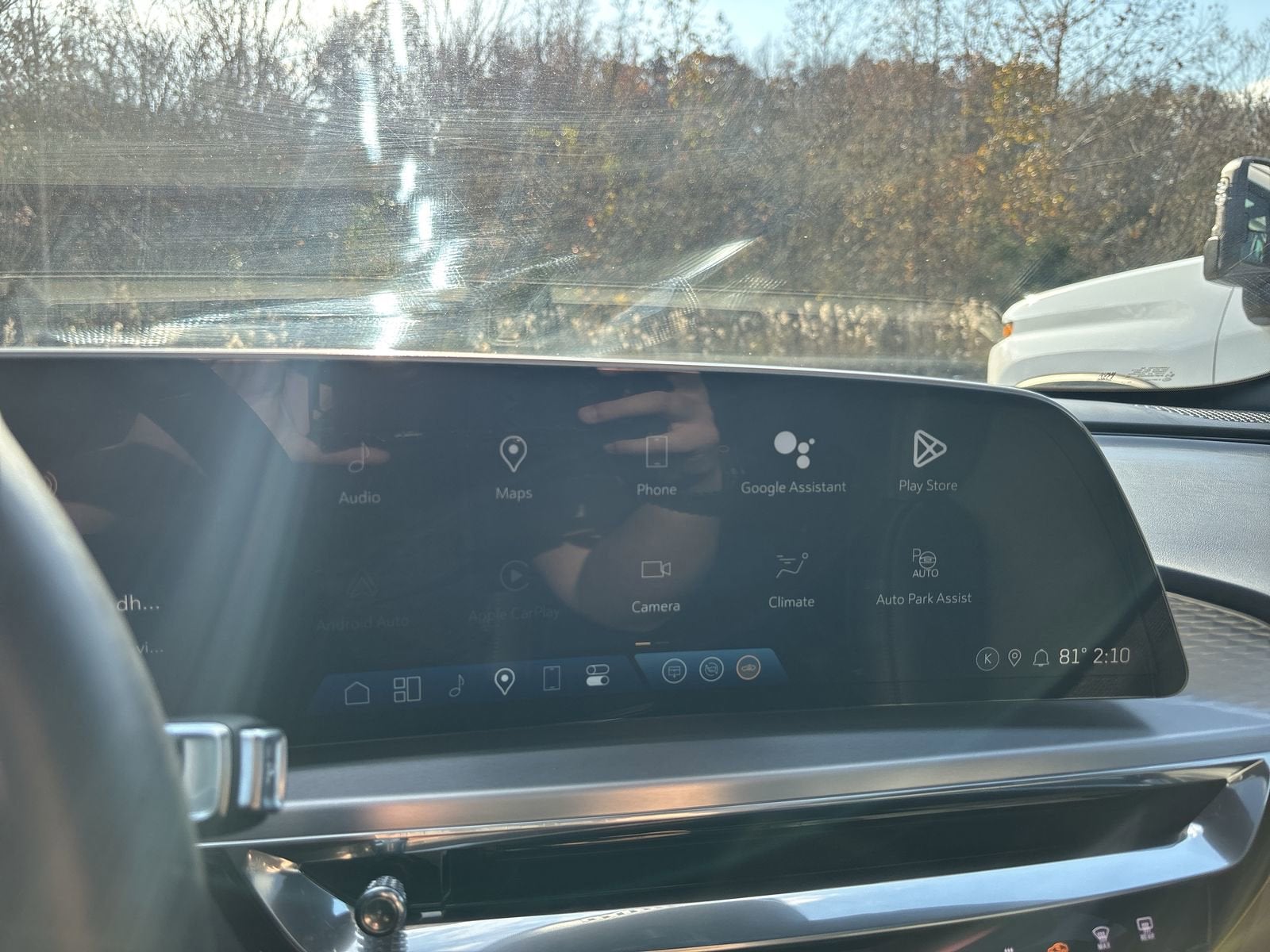 2024 Cadillac LYRIQ Sport 3