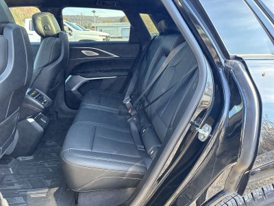 2024 Cadillac LYRIQ Sport 3