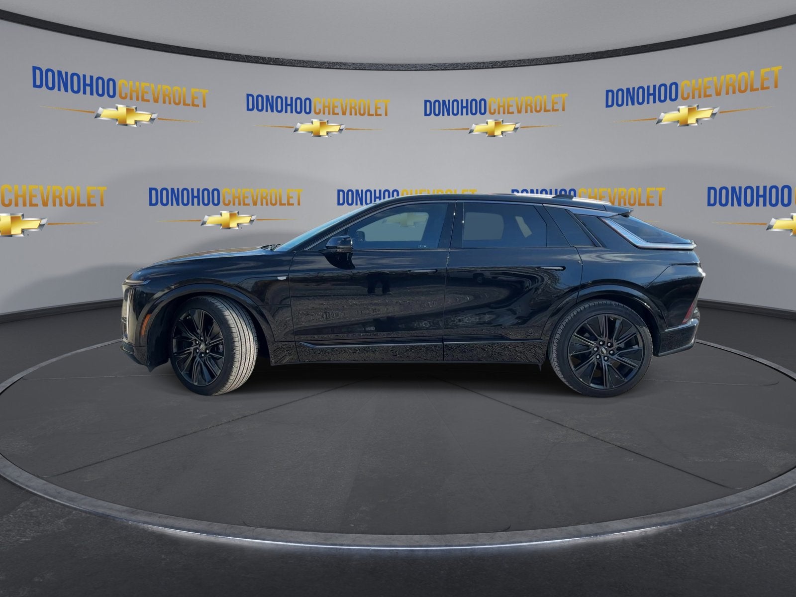 2024 Cadillac LYRIQ Sport 3