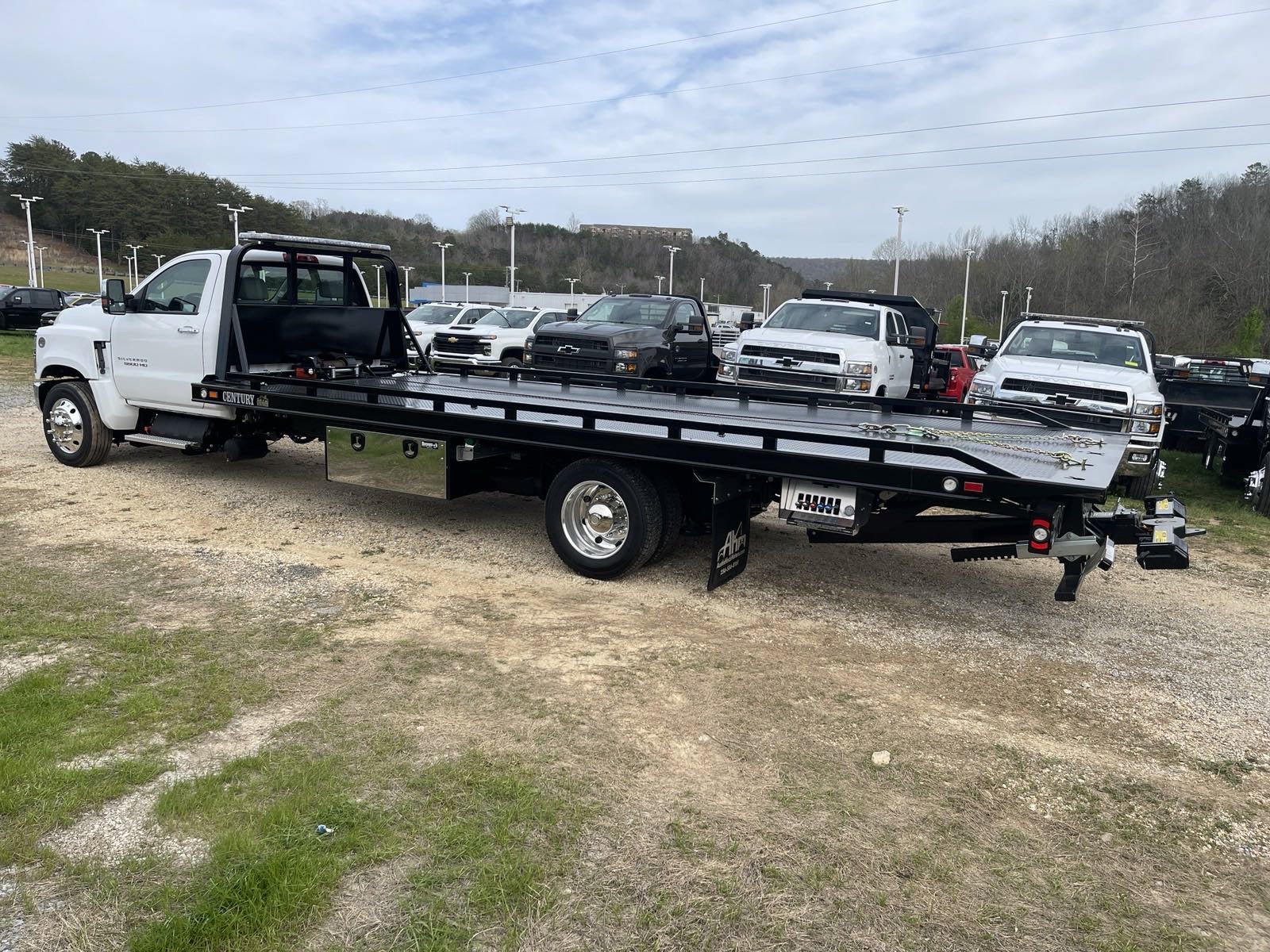 2023 Chevrolet Silverado 5500 HD Work Truck