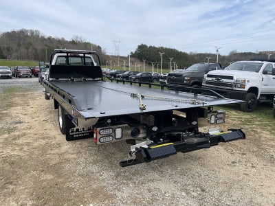2023 Chevrolet Silverado 5500 HD Work Truck