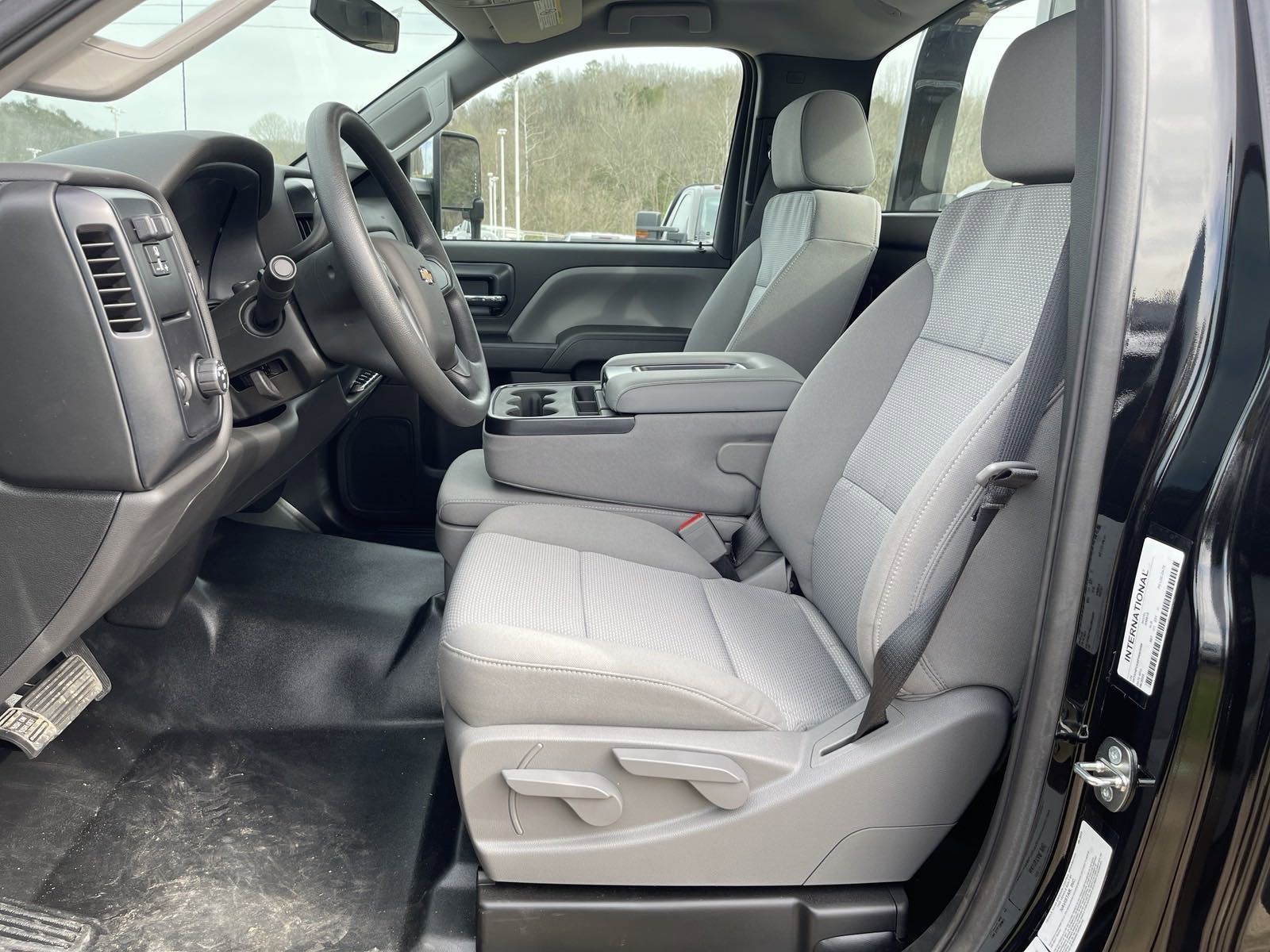 2023 Chevrolet Silverado 5500 HD Work Truck