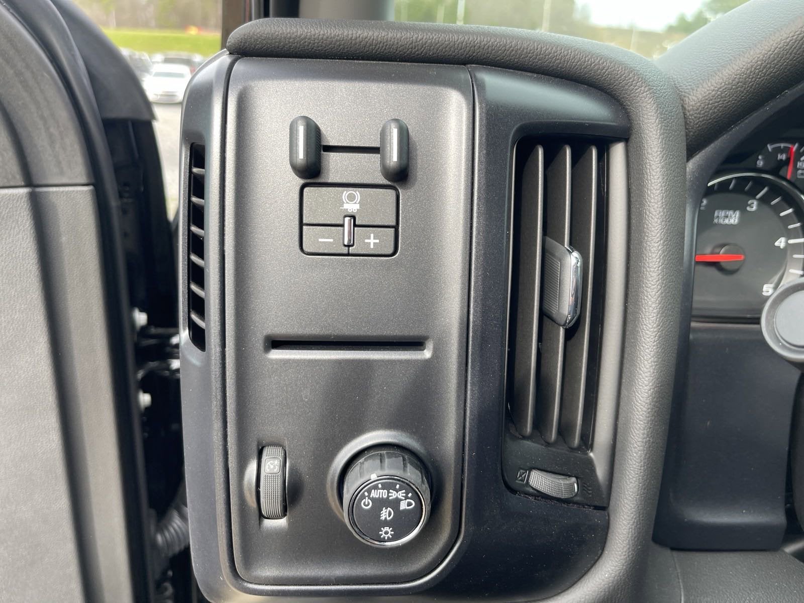 2023 Chevrolet Silverado 5500 HD Work Truck