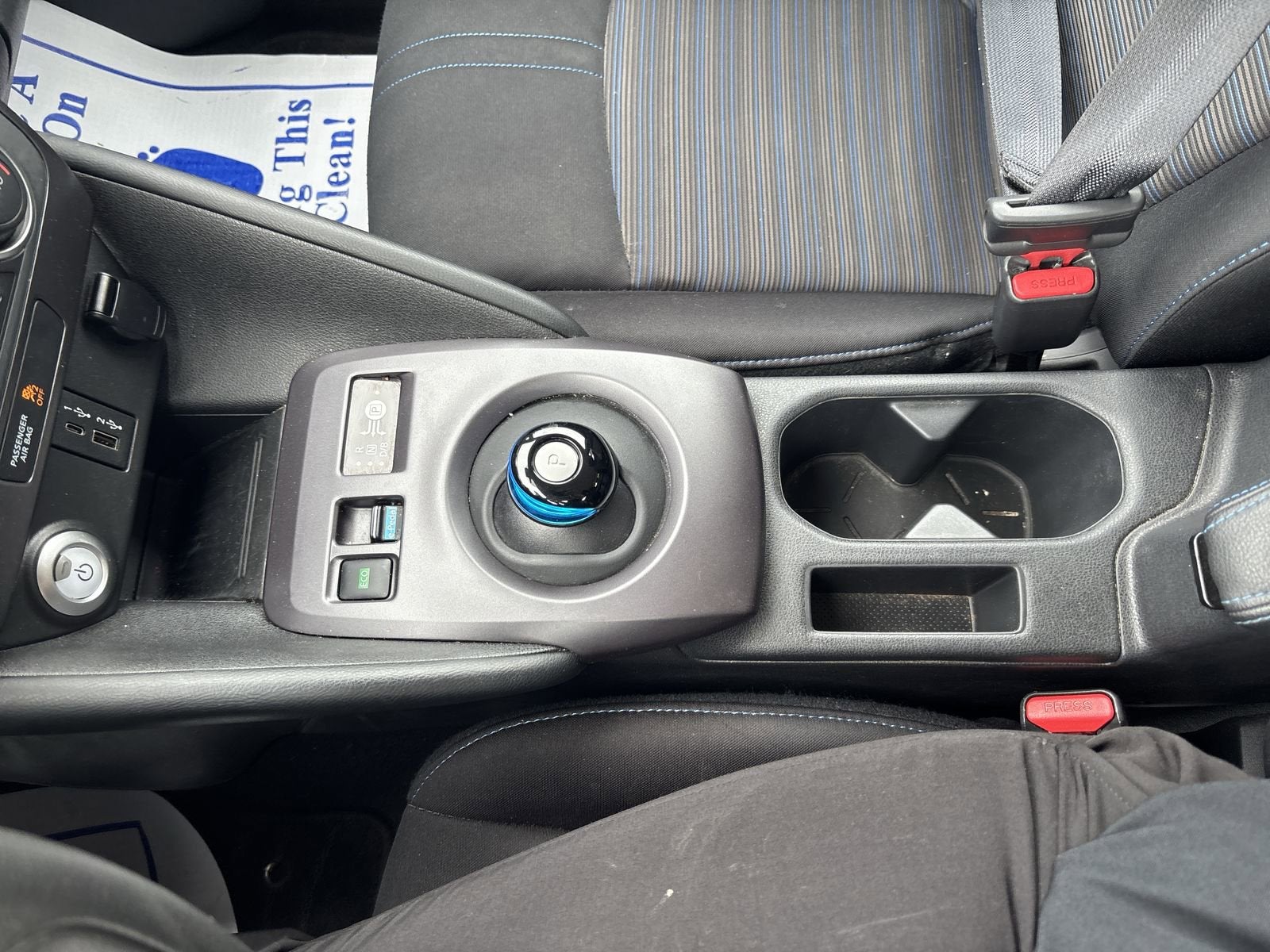 2022 Nissan LEAF S