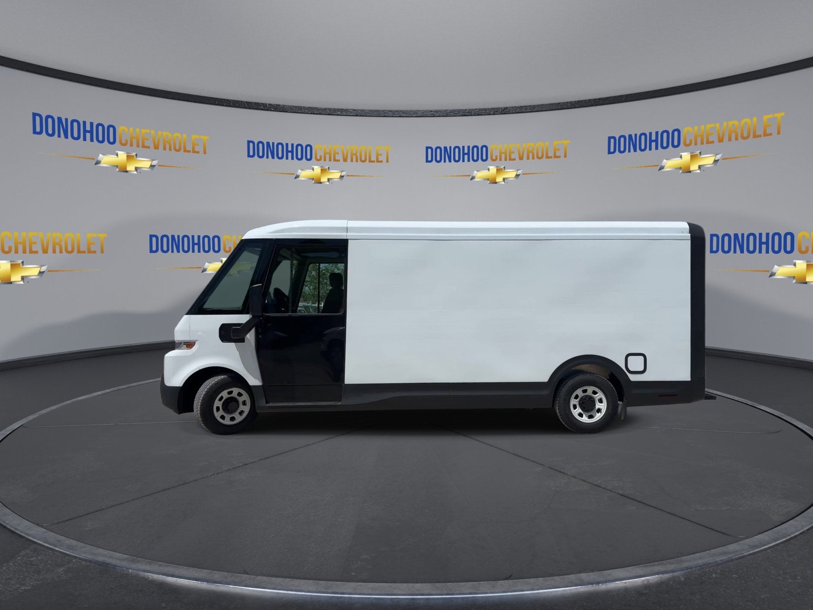 2024 BrightDrop Zevo 600 EJY