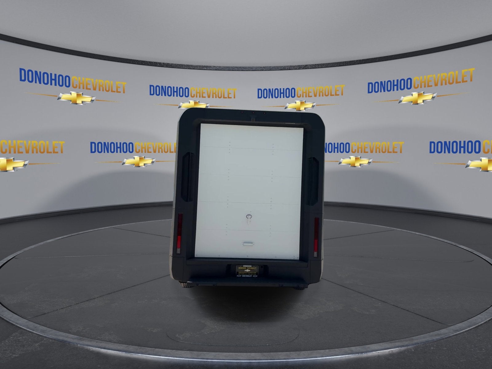 2024 BrightDrop Zevo 600 EJY