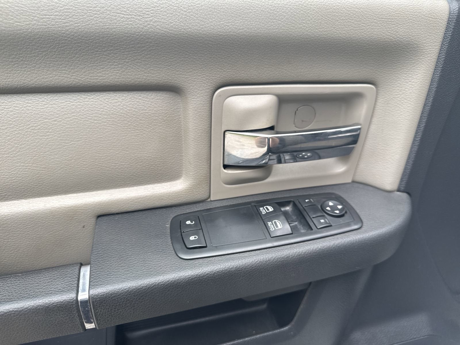 2012 RAM 3500 SLT