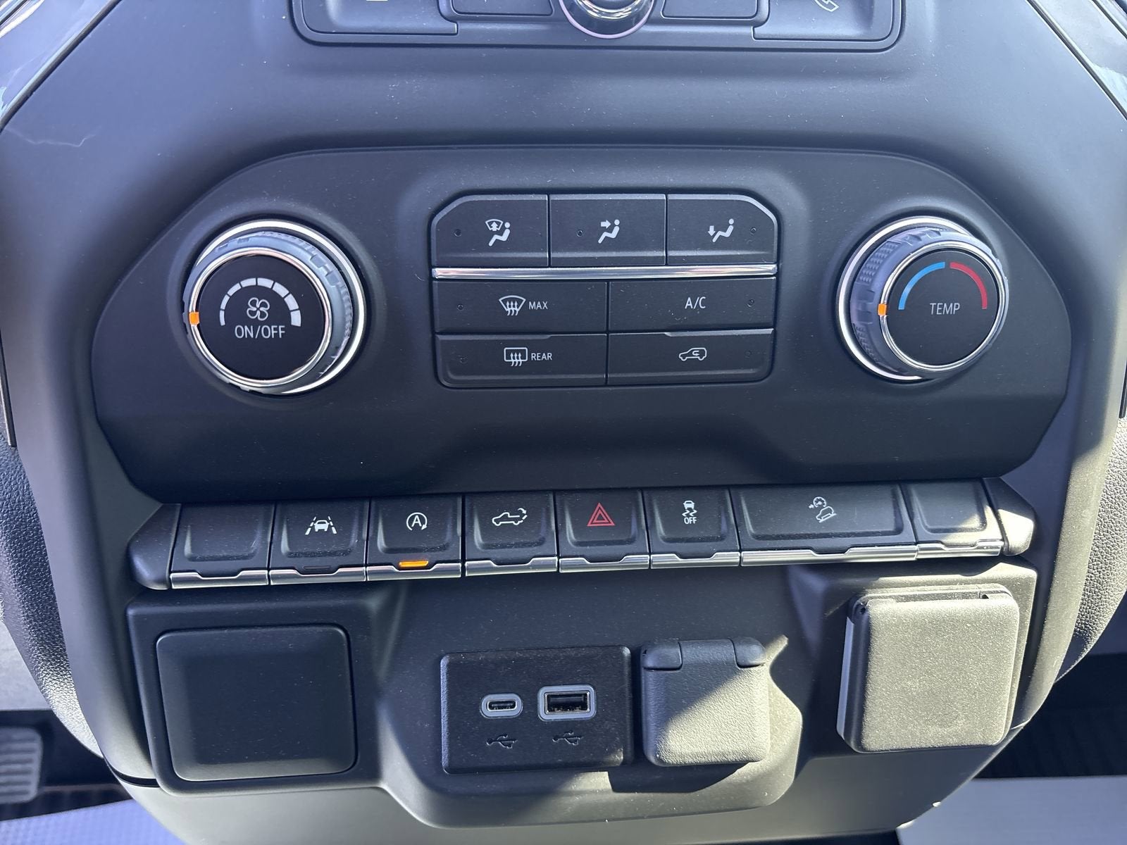 2025 Chevrolet Silverado 1500 Custom Trail Boss