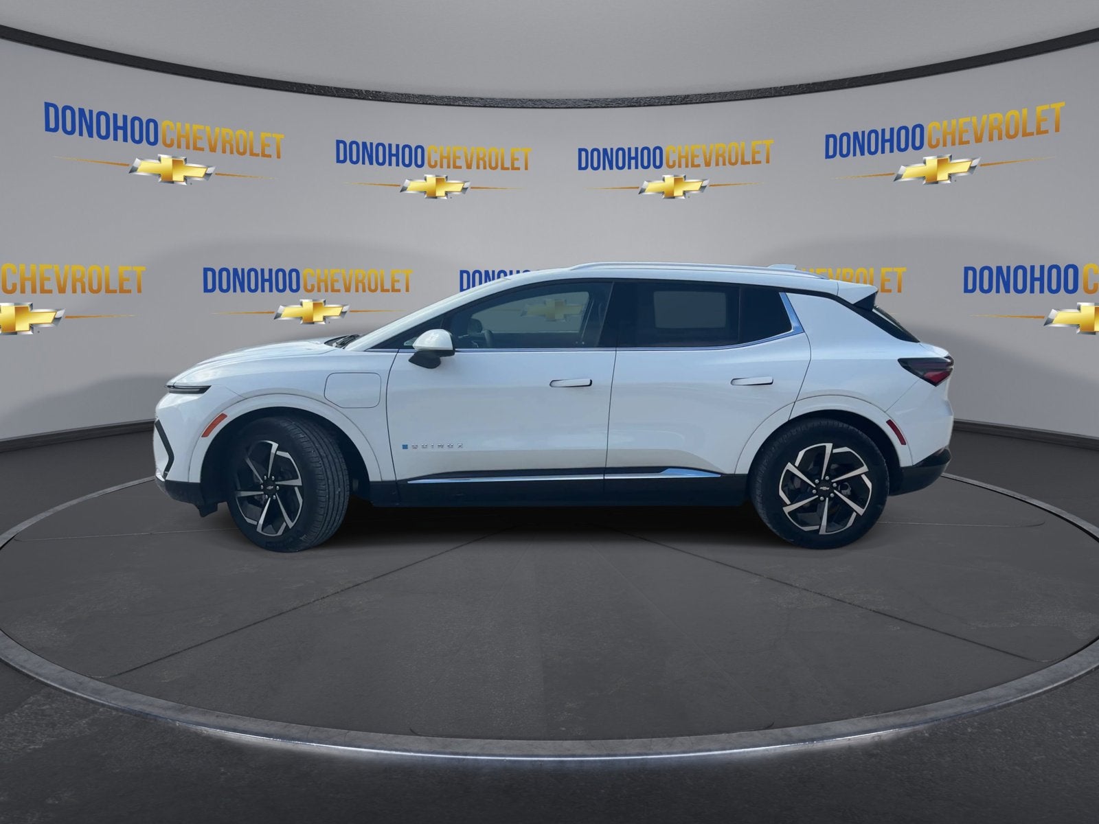 2024 Chevrolet Equinox EV 2LT