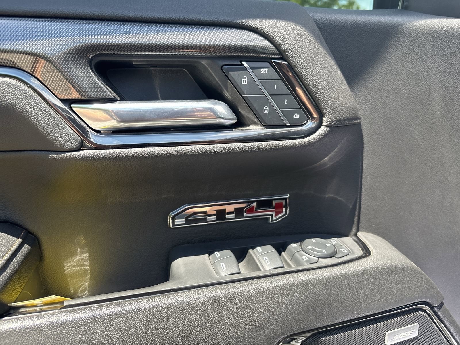 2024 GMC Sierra 1500 AT4