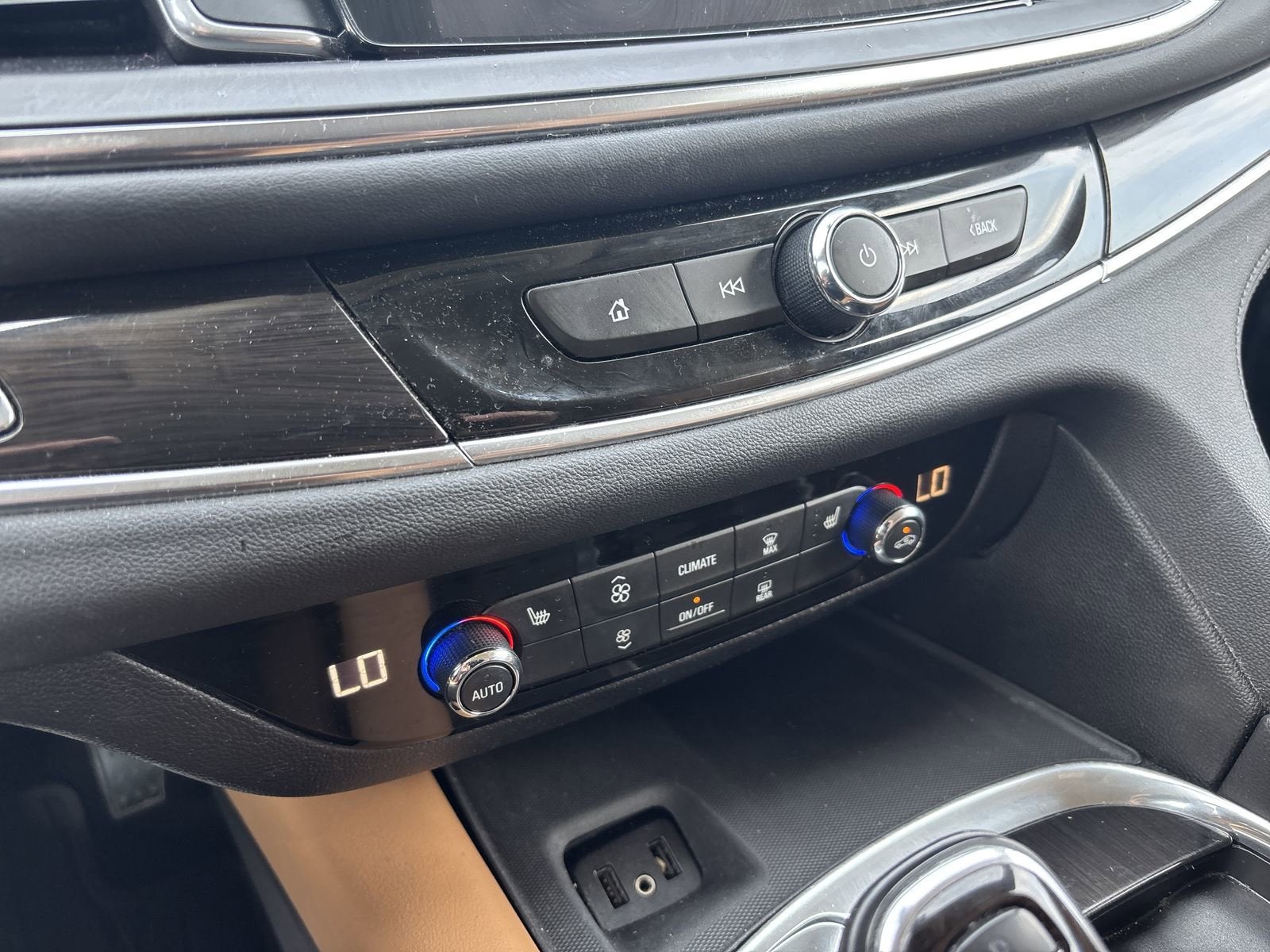 2018 Buick Enclave Essence