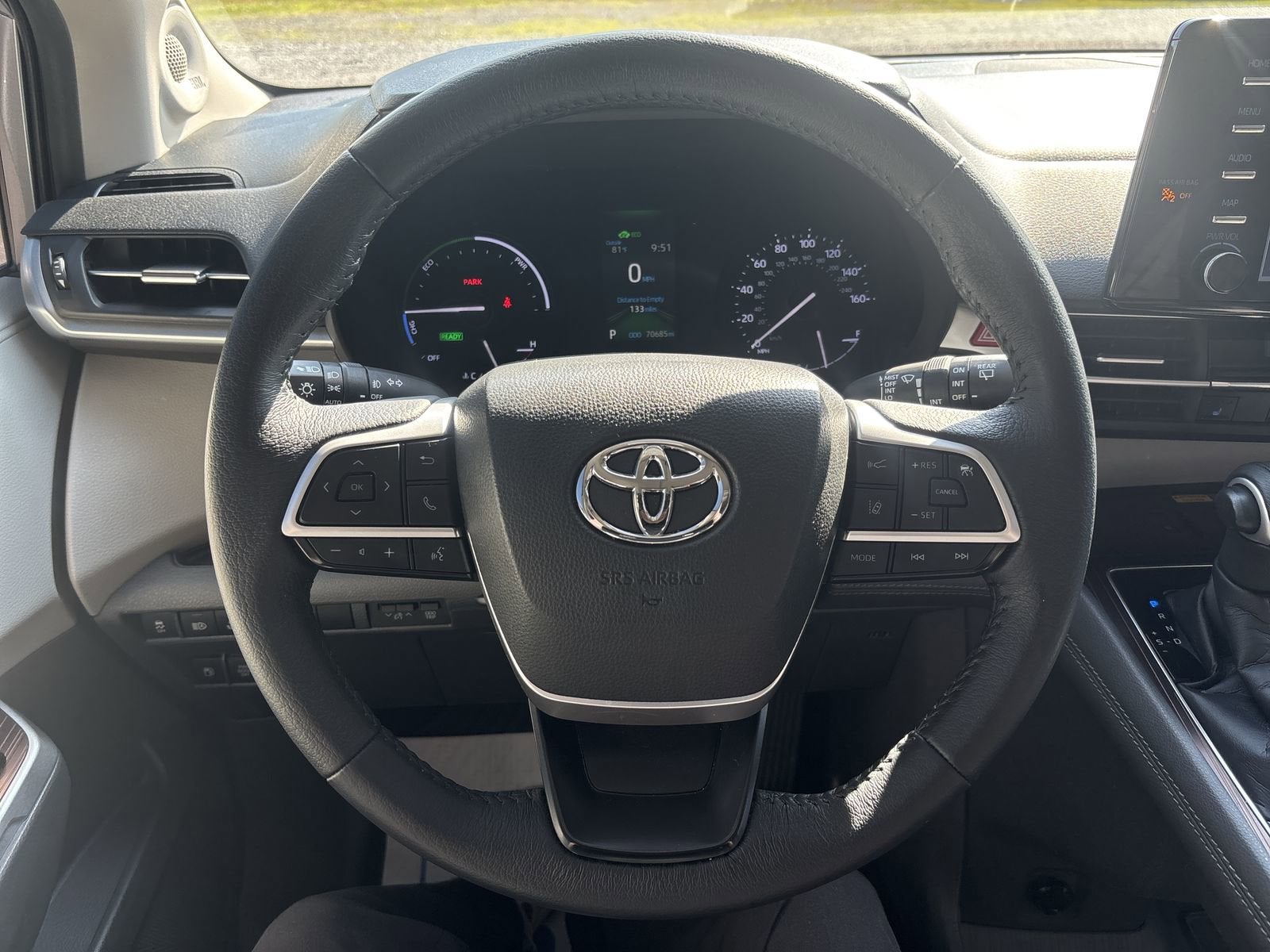 2022 Toyota Sienna XLE