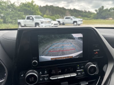 2023 Toyota Highlander L