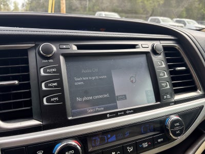 2019 Toyota Highlander SE